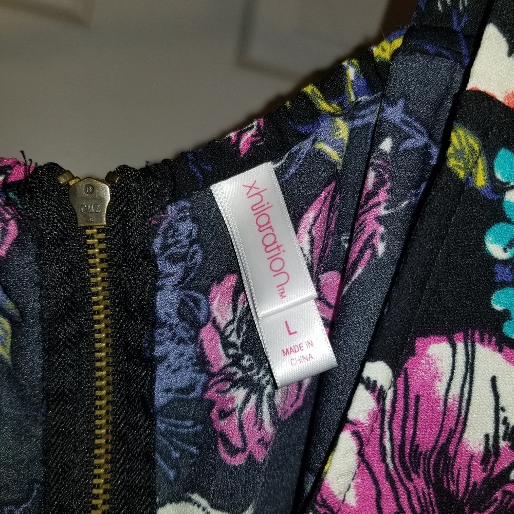 Romper - Picture 4 of 4